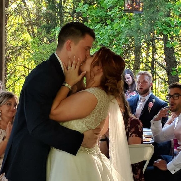 Meet your Posher, Allison - Picture 2 of 2